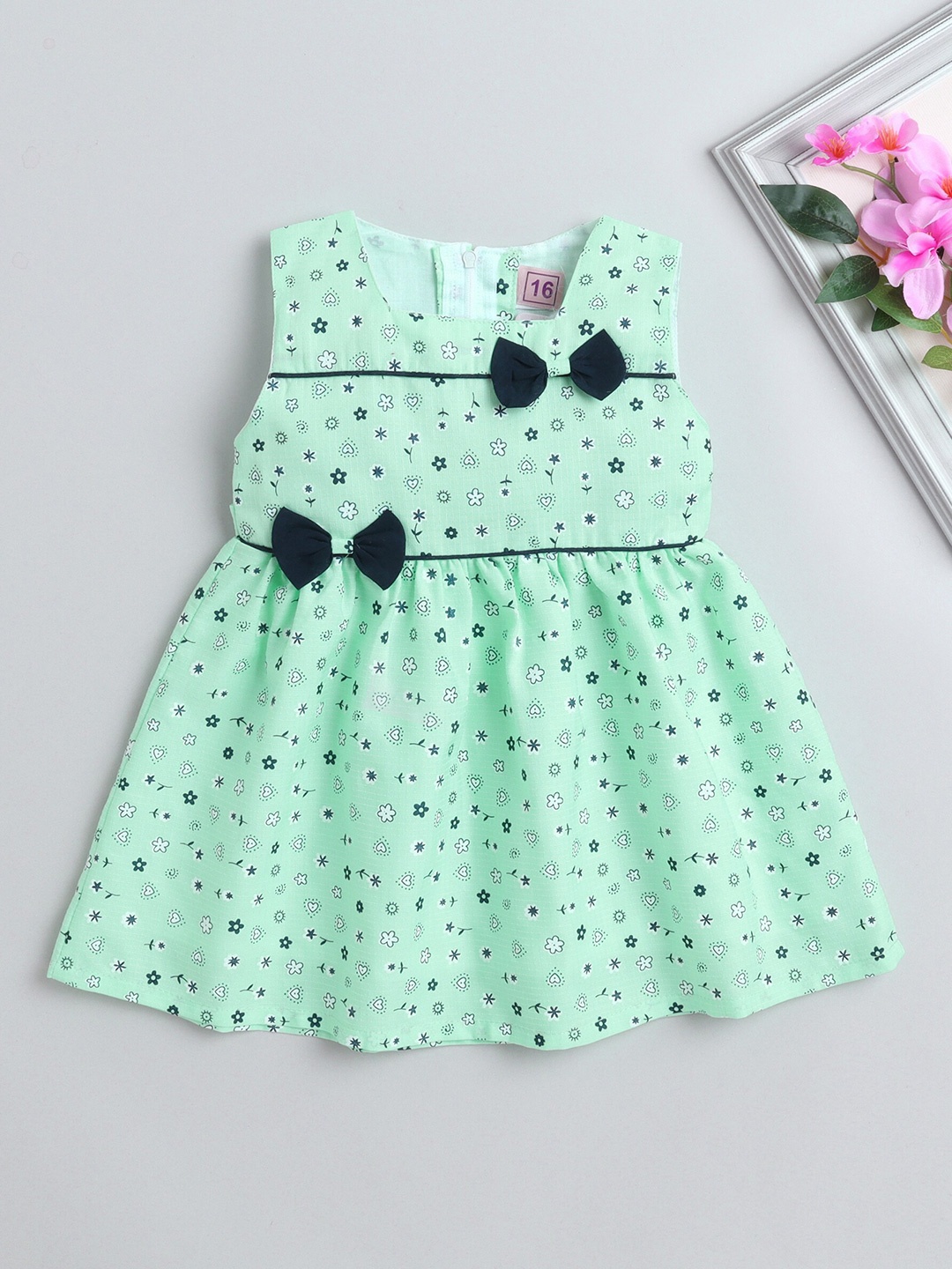 

The Magic Wand Girls Floral Printed Square Neck Sleeveless Cotton Fit & Flare Dress, Green