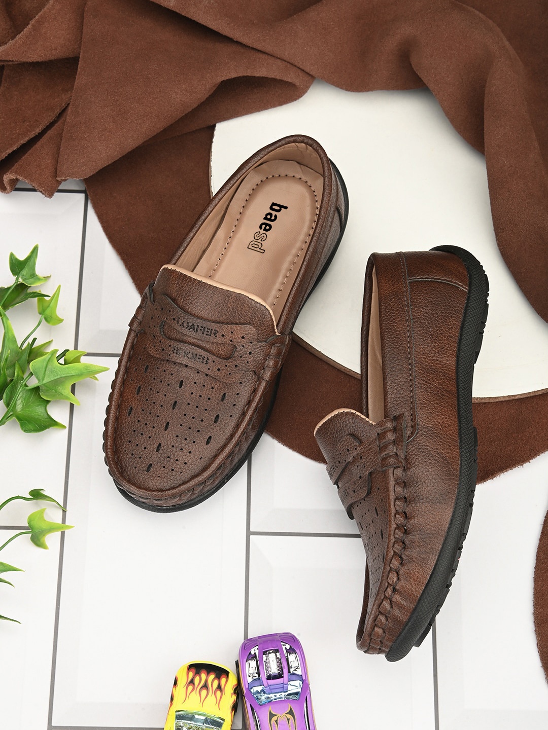 

BAESD Boys Textured Lightweight Penny Loafers With Laser Cuts, Brown