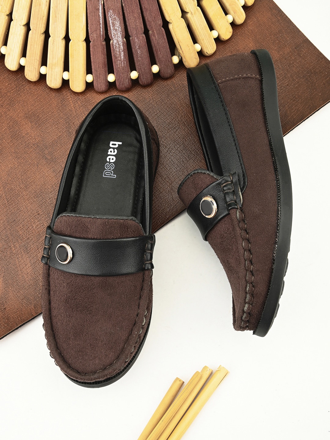 

BAESD Boys Lightweight Velvet Penny Loafers, Brown