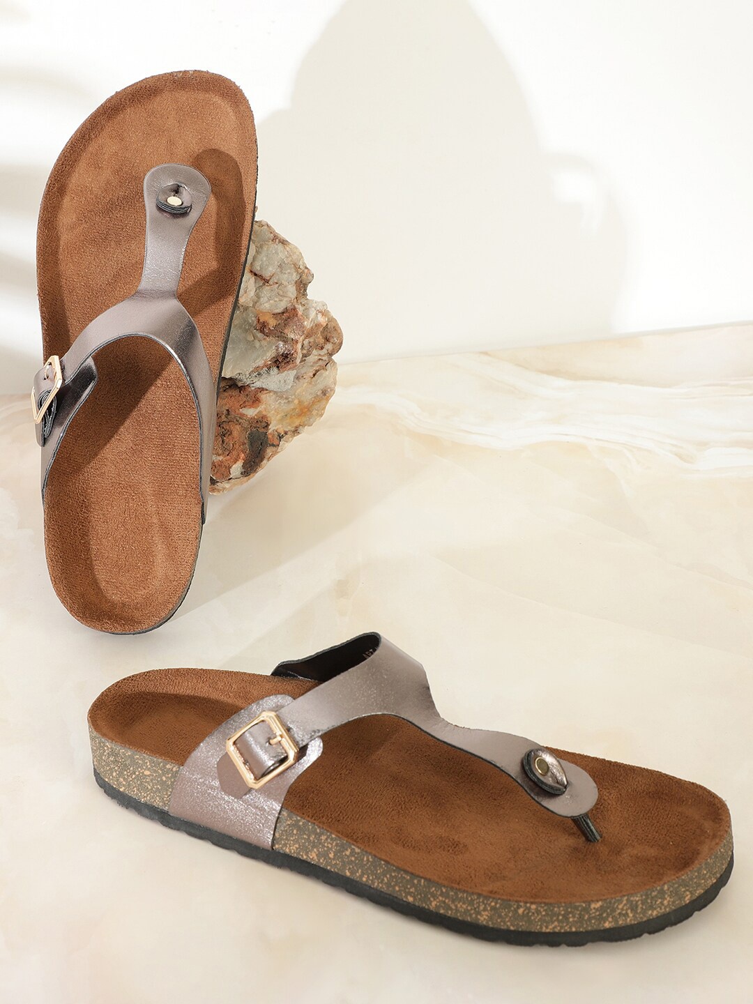 

MOZAFIA Buckle Detailed T-Strap Flats, Bronze