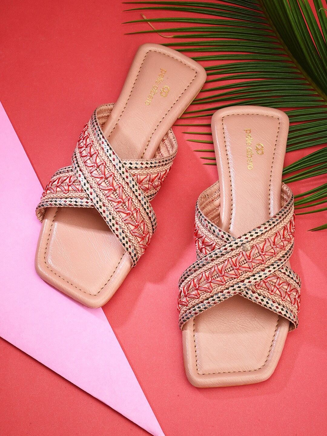 

pelle albero Textured Cross Strap Open Toe Flats, Peach