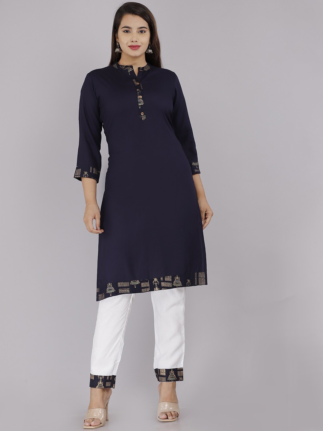 

BAESD Women Blue Floral Printed Regular Kurta with Sharara