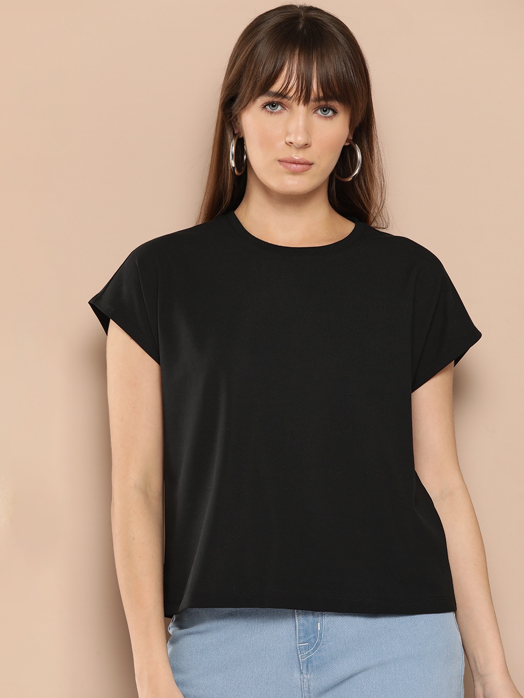 

Chemistry Women Solid Round Neck Extended Sleeves T-shirt, Black