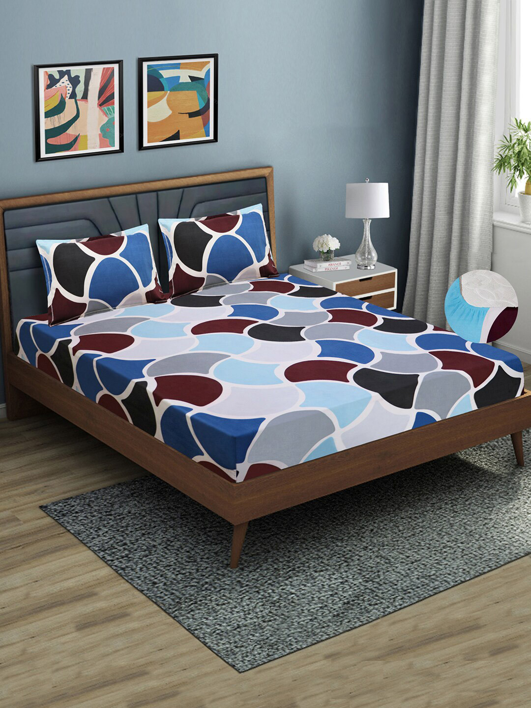 

Aura Geometric 144 TC Fitted Queen Bedsheet with 2 Pillow Covers, Grey