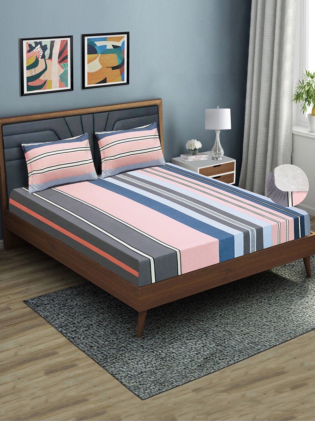 

Aura Pink & Grey Geometric 144 TC Fitted Queen Bedsheet with 2 Pillow Covers