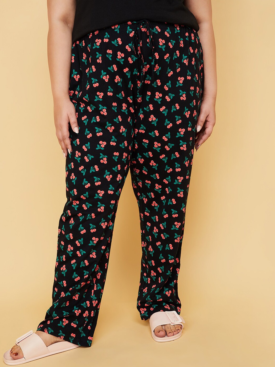 

max Plus Size Women Printed Pure Cotton Mid Rise Lounge Pant, Black
