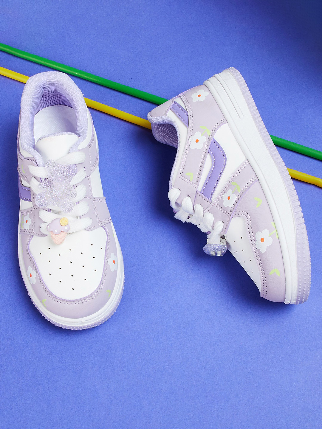 

Fame Forever by Lifestyle Girls Colourblocked Embellished Lace Up Sneakers, Purple