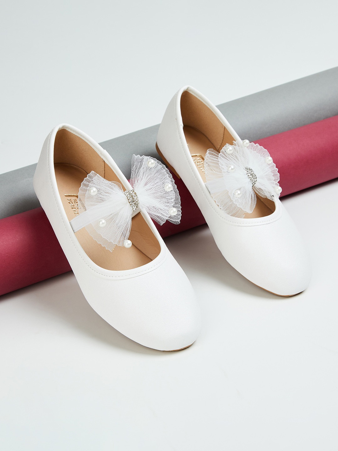 

Fame Forever by Lifestyle Girls Bow Detailed Ballerinas, White