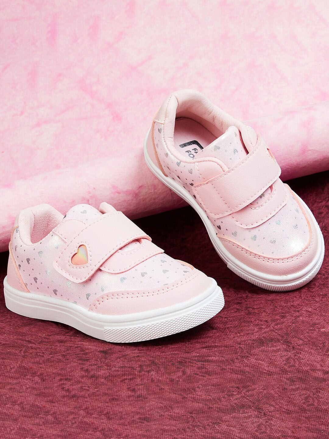 

Fame Forever by Lifestyle Girls Printed Slip-On Sneakers, Pink