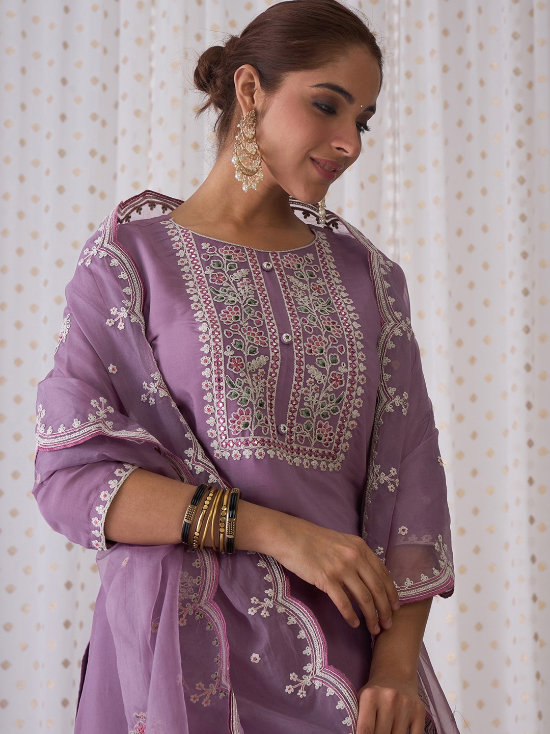 

Indo Era Women Floral Yoke Design Regular Thread Work Kurta with Trousers & Dupatta, Lavender