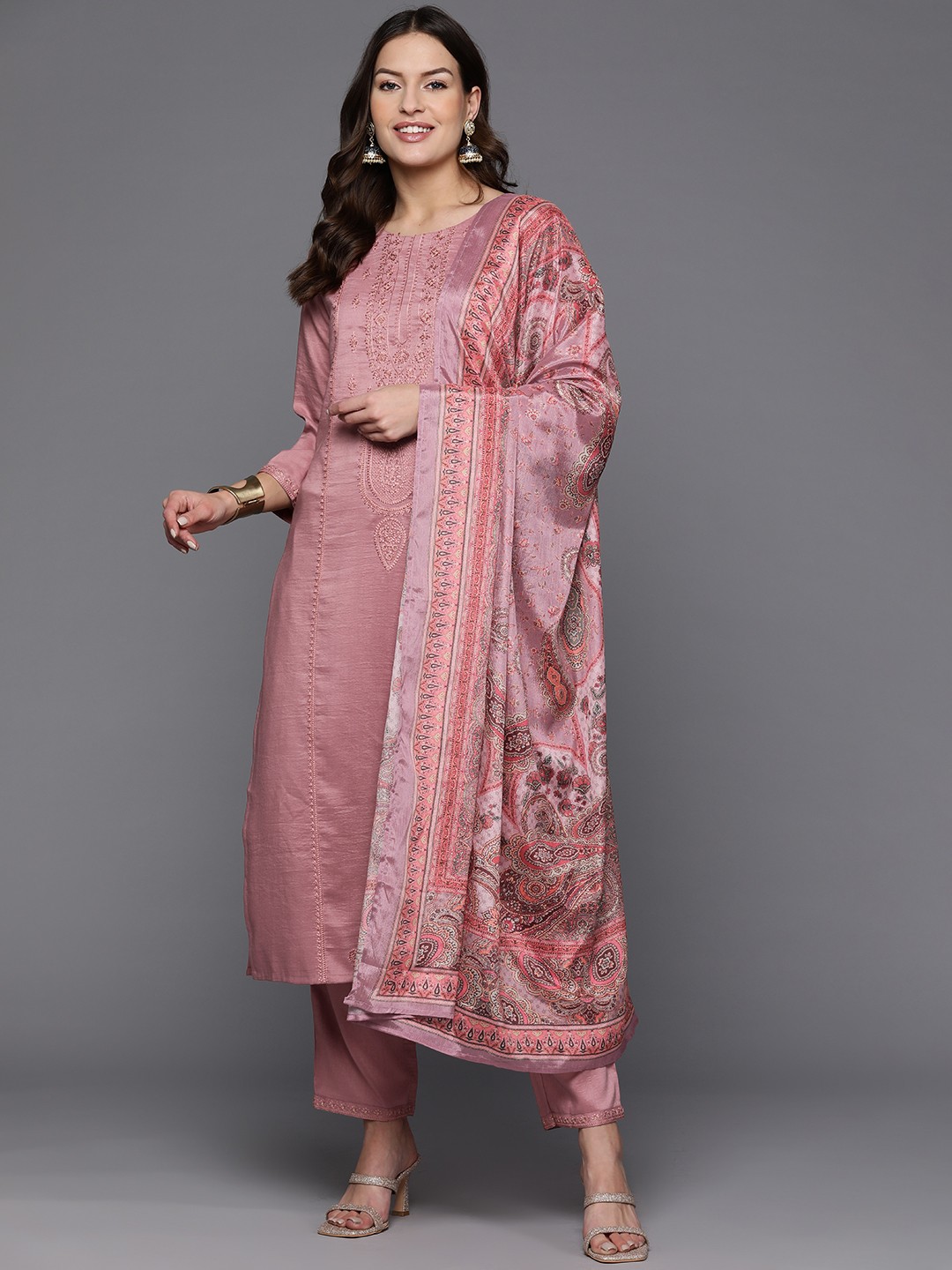 

Indo Era Women Floral Embroidered Regular Thread Work Kurta with Trousers & Dupatta, Peach