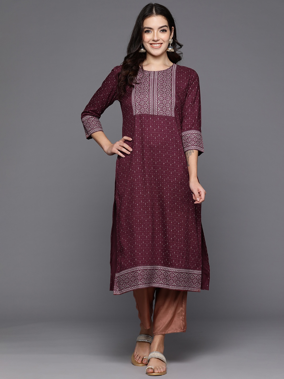 

Indo Era Women Yoke Design Kurta, Maroon
