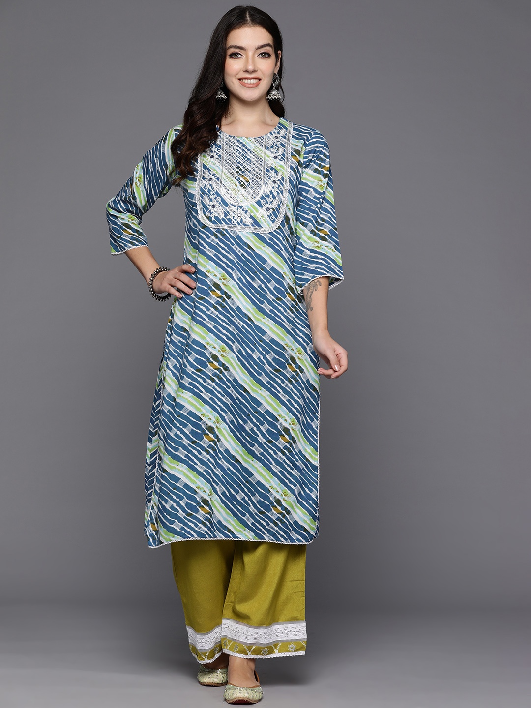 

Indo Era Women Leheriya Printed Thread Work Kurta, Navy blue
