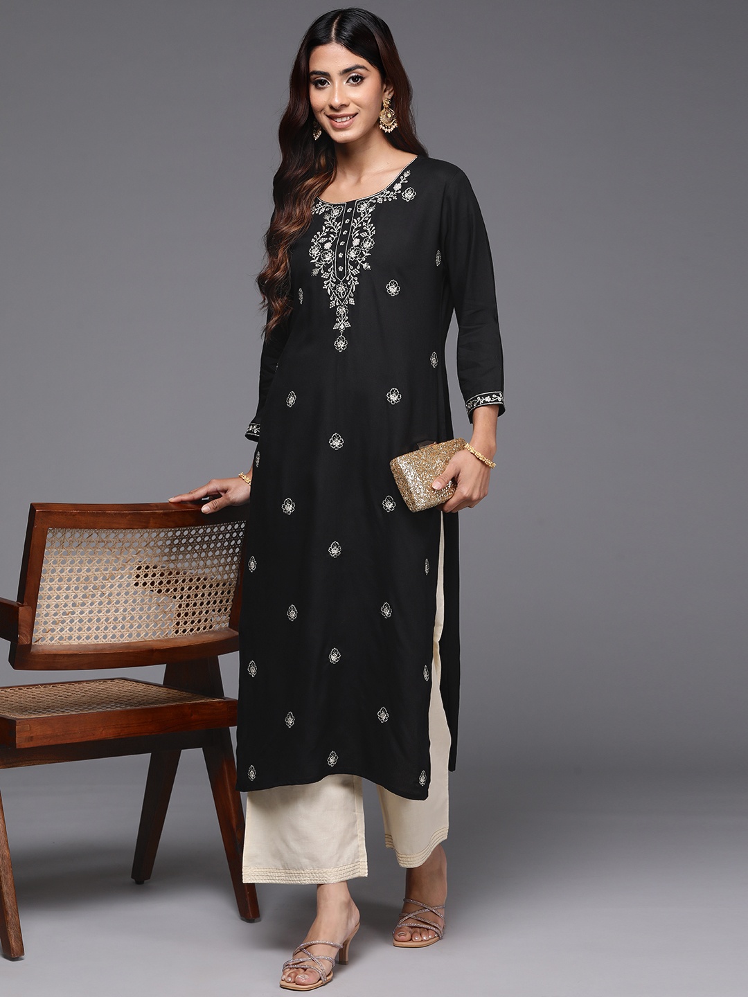 

Indo Era Floral Embroidered Sequinned Kurta, Black