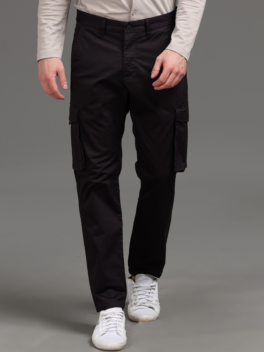 

POE Men Original Regular Fit Mid-Rise Travel Features Cargos, Burgundy