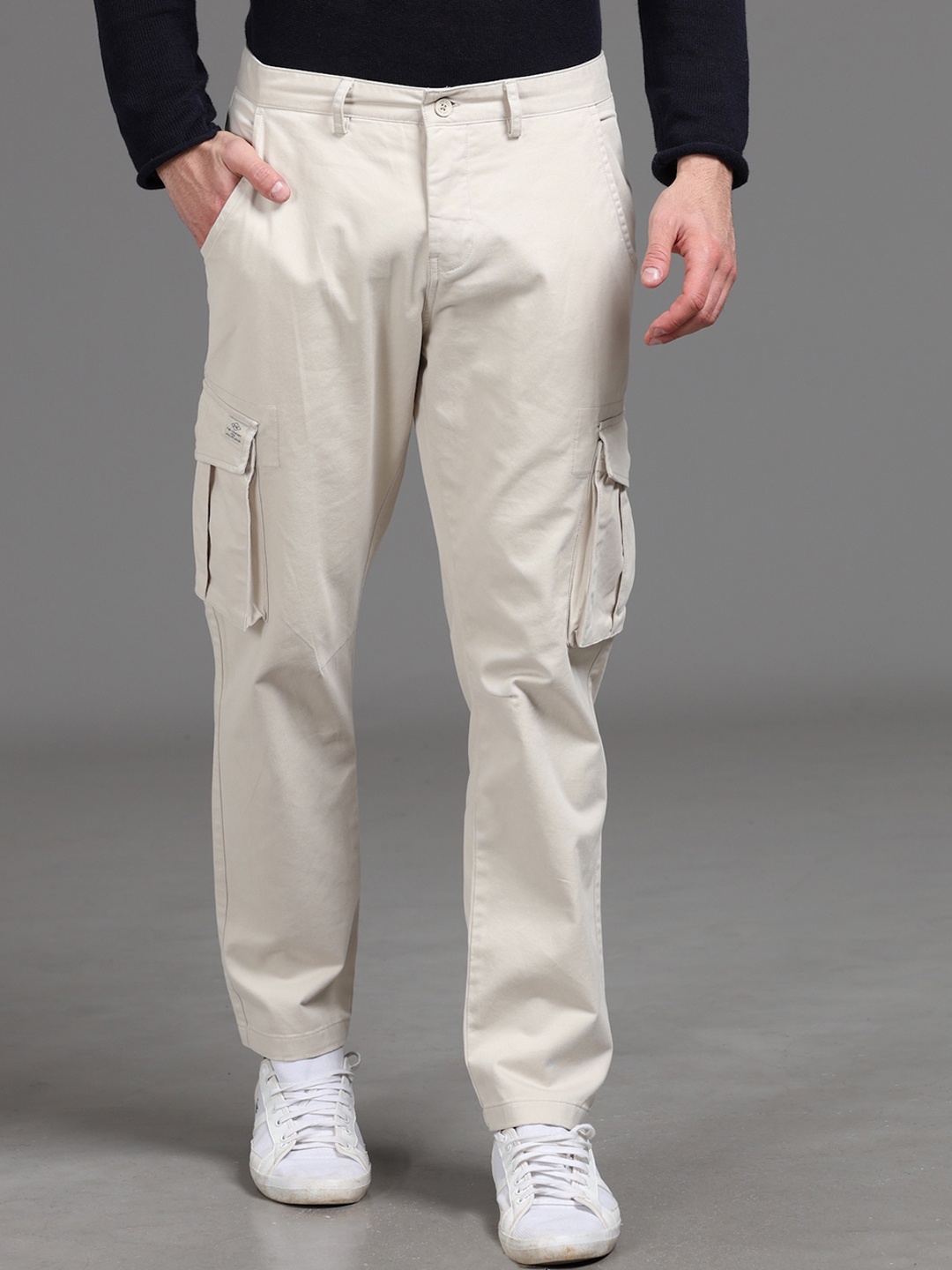 

POE Men Original Mid-Rise Travel Features Cargos, Beige