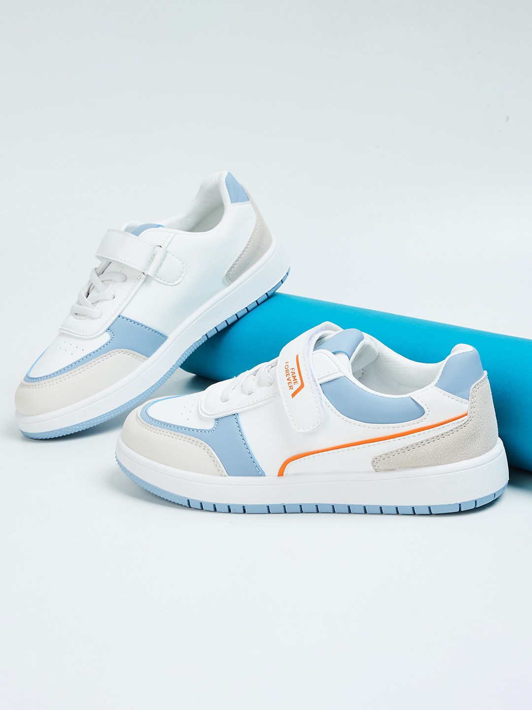 

Fame Forever by Lifestyle Boys Colourblocked Basics Sneakers, White