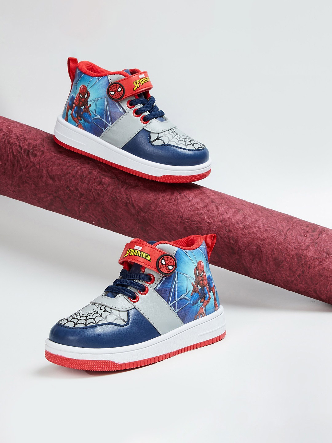 

Fame Forever by Lifestyle Boys Spiderman Printed Sneakers, Blue