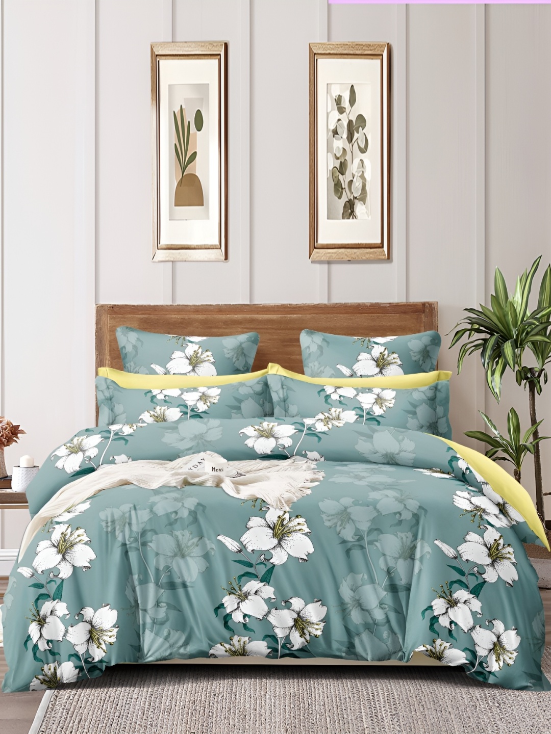 

CHHILAKIYA White & Sea Green Floral Cotton 210 TC King Bedsheet with 2 Pillow Covers