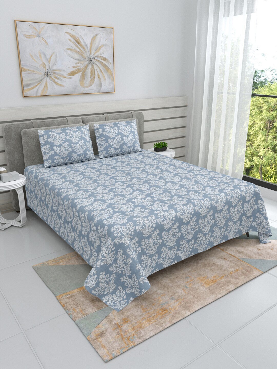 DREAM WEAVERZ Blue & White Floral Cotton 220 TC King Bedsheet with 2 Pillow Covers