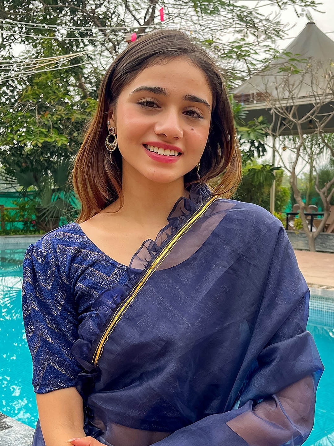 

Bindigasm's Advi Self Designed Jacquard Stretchable Saree Blouse, Navy blue