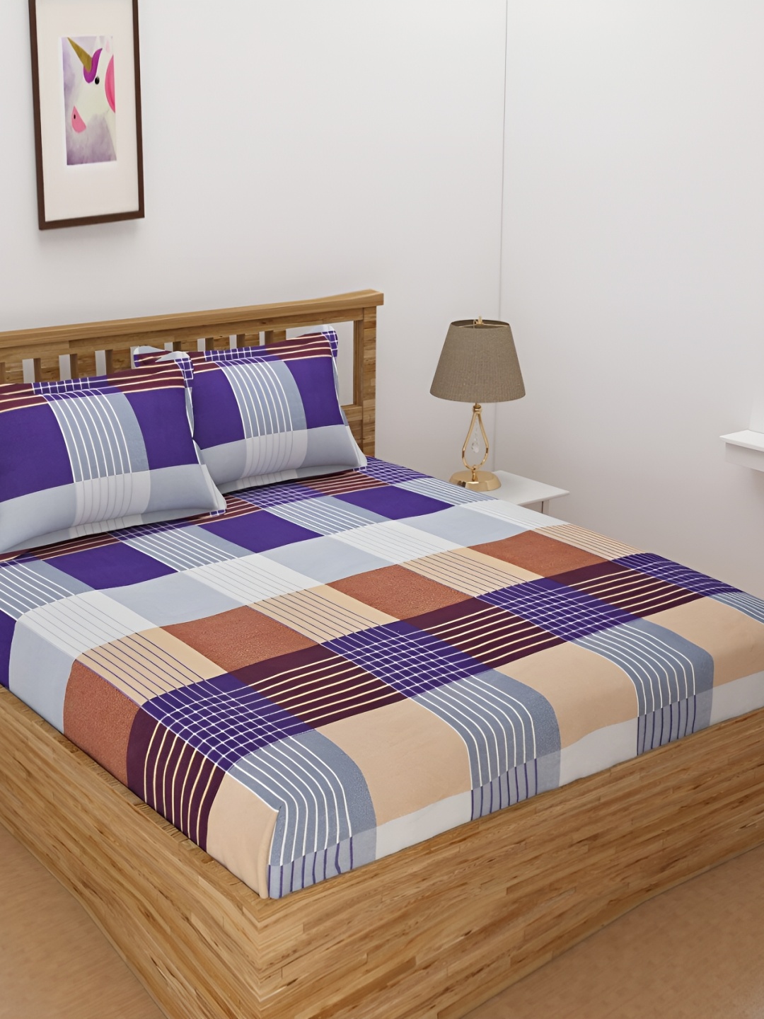 

dulce vida Blue & White Geometric Cotton130 TC King Bedsheet with 2 Pillow Covers