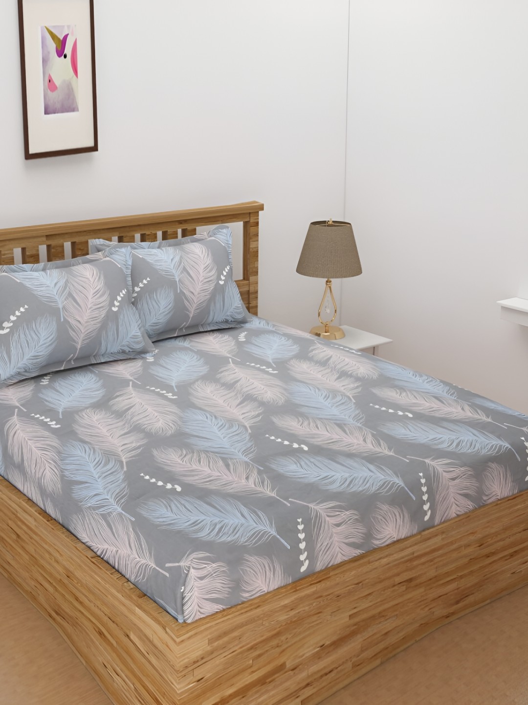 

dulce vida Grey & Blue Floral Cotton 130 TC King Bedsheet with 2 Pillow Covers