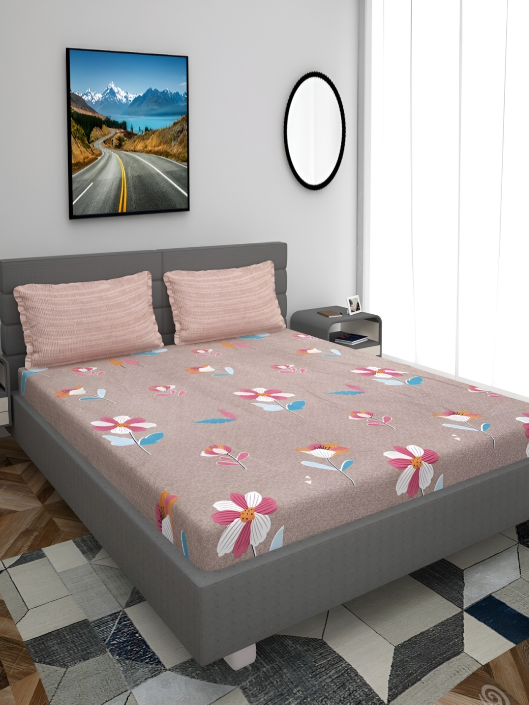 

HOMECRUST Brown & White Floral 200 TC Queen Bedsheet with 2 Pillow Covers
