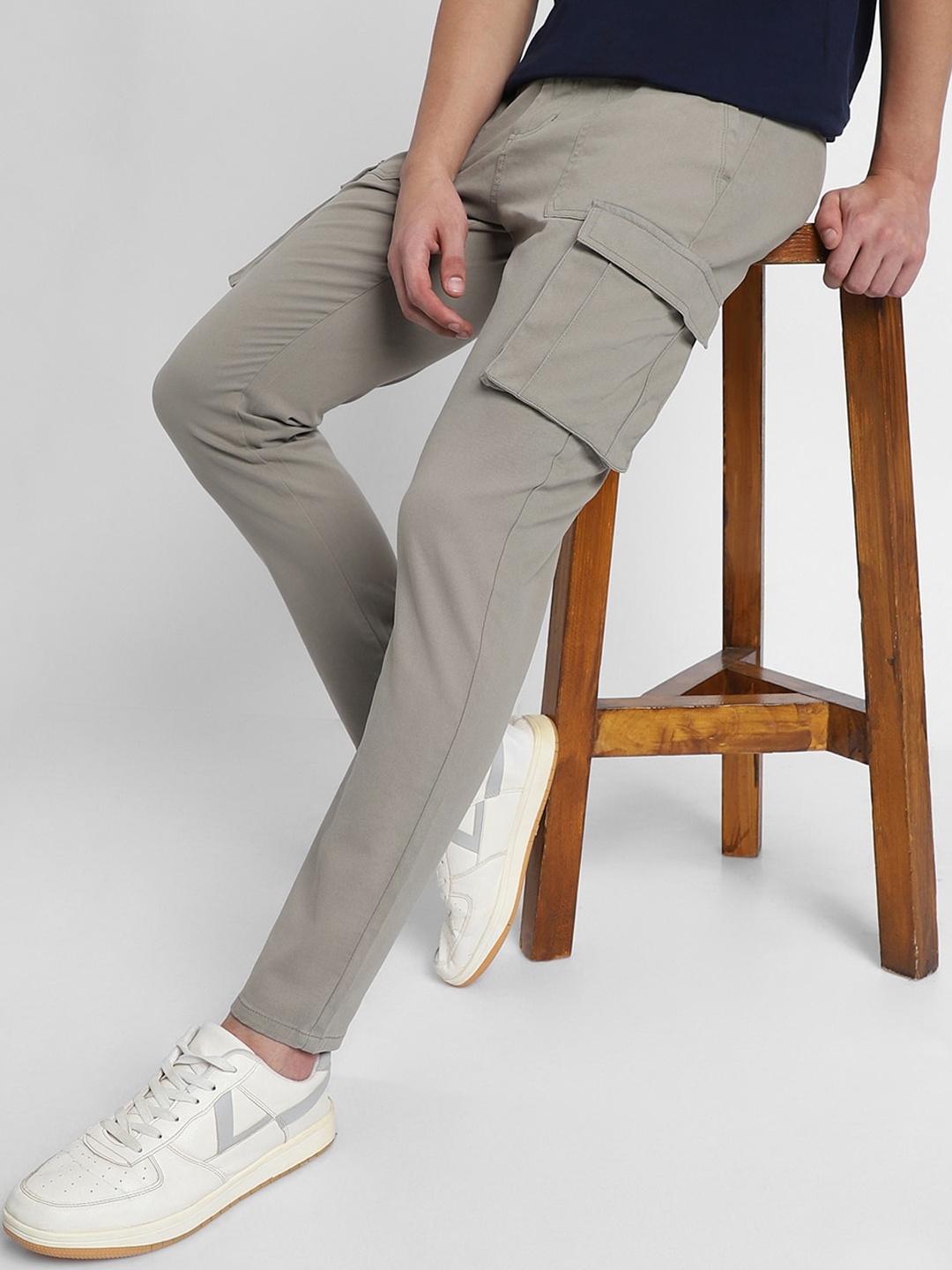 

Dennis Lingo Men Mid-rise Cargos, Grey