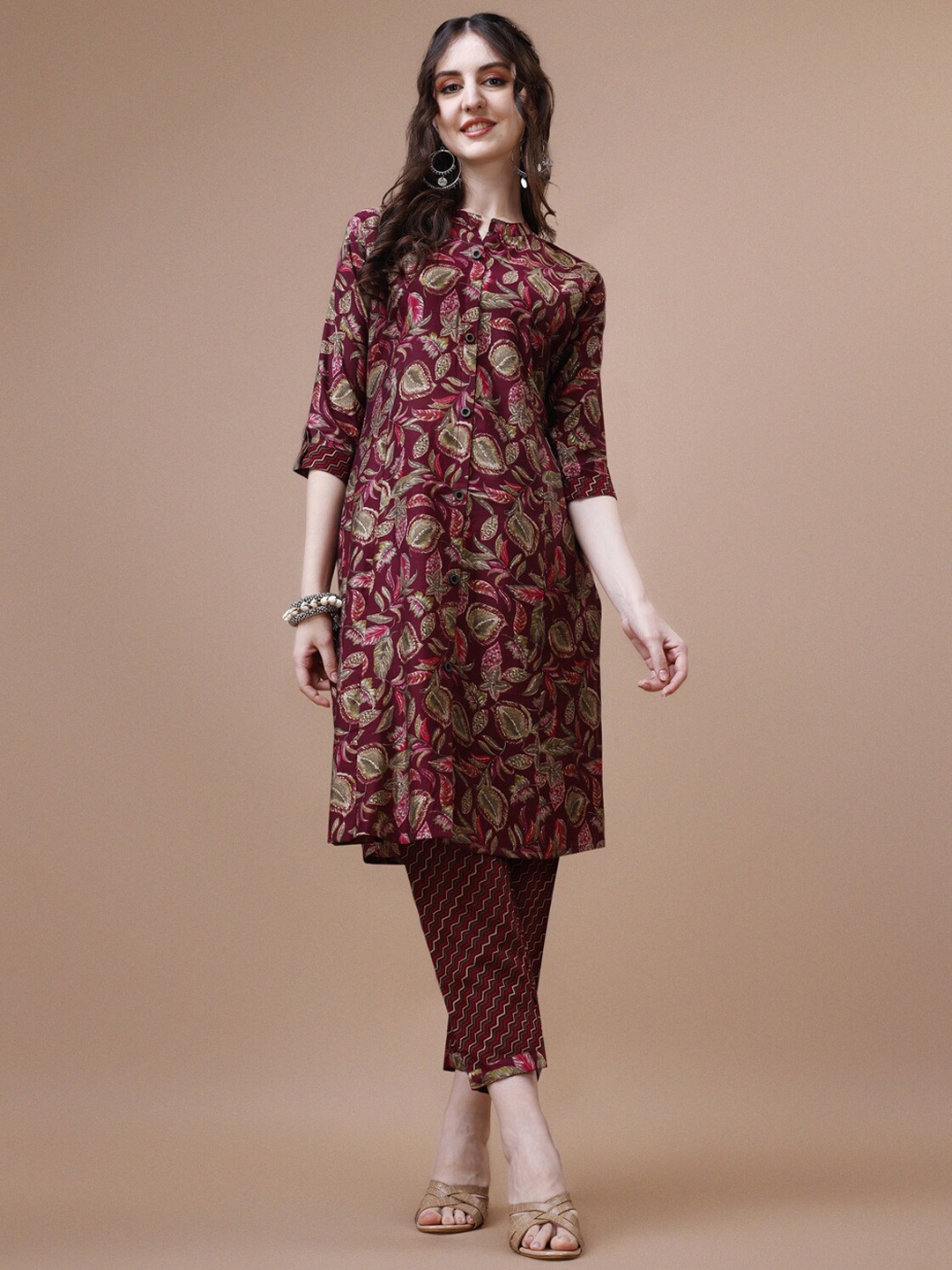 

KALINI Floral Printed Mandarin Collar Regular Kurta with Trousers, Maroon
