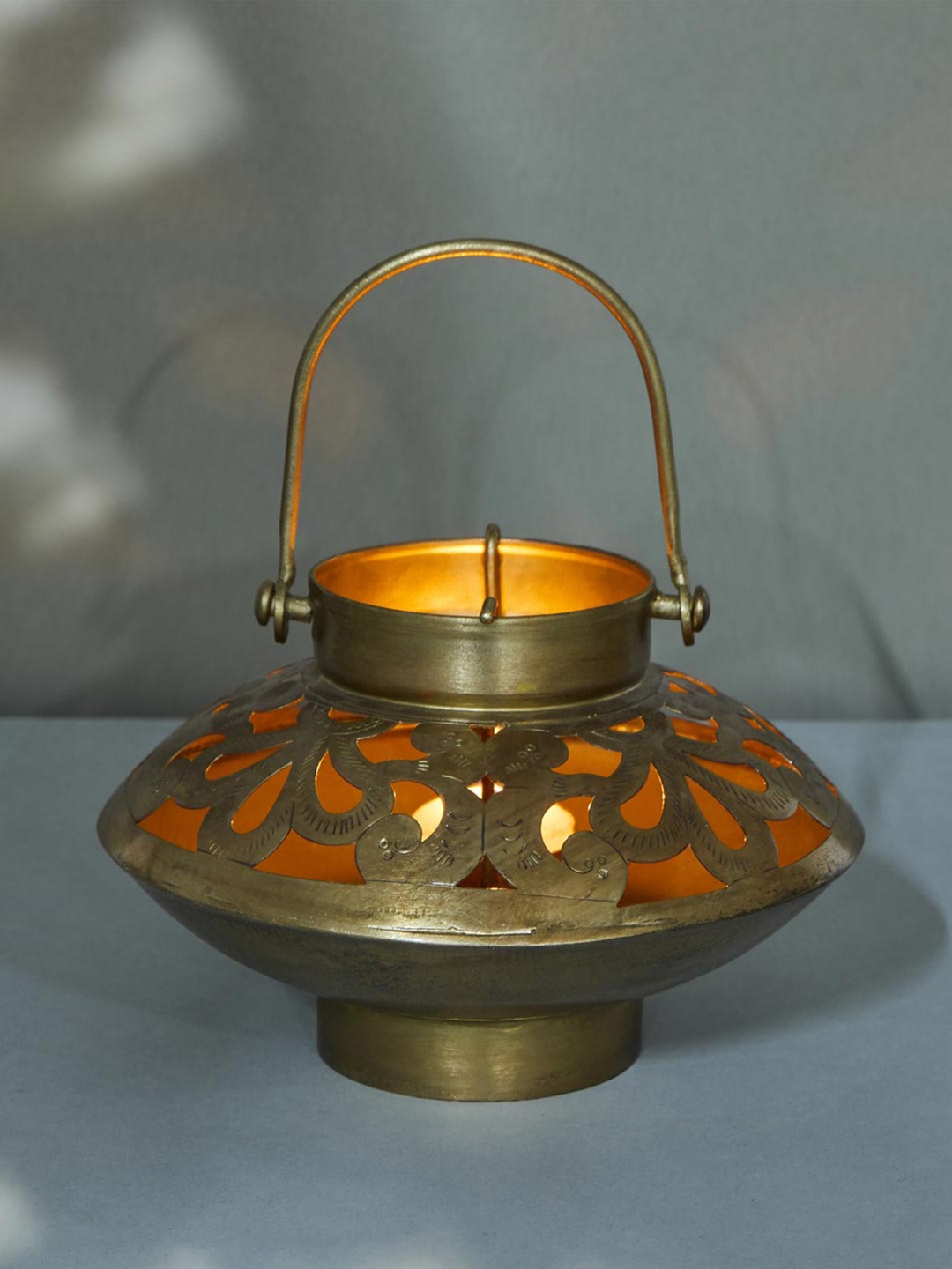 

Fabindia Metal Traditional Abstract Shaped Table Lamp, Yellow