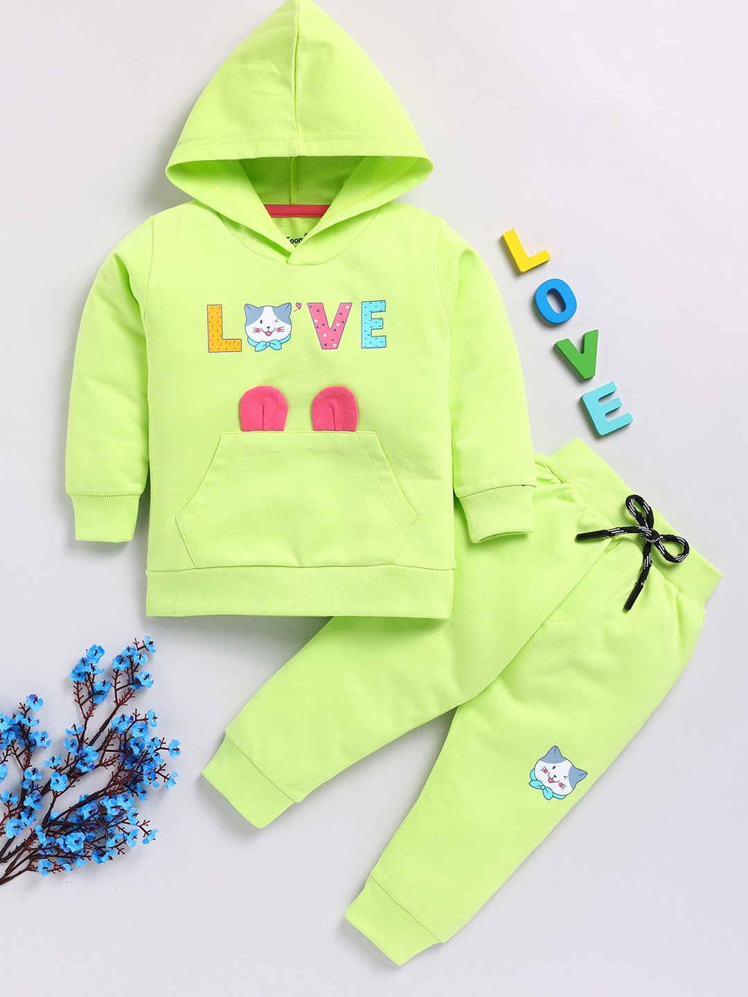 

Toonyport Kids Printed Hooded Neck Long Sleeves Pure Cotton T-shirt With Trousers, Green