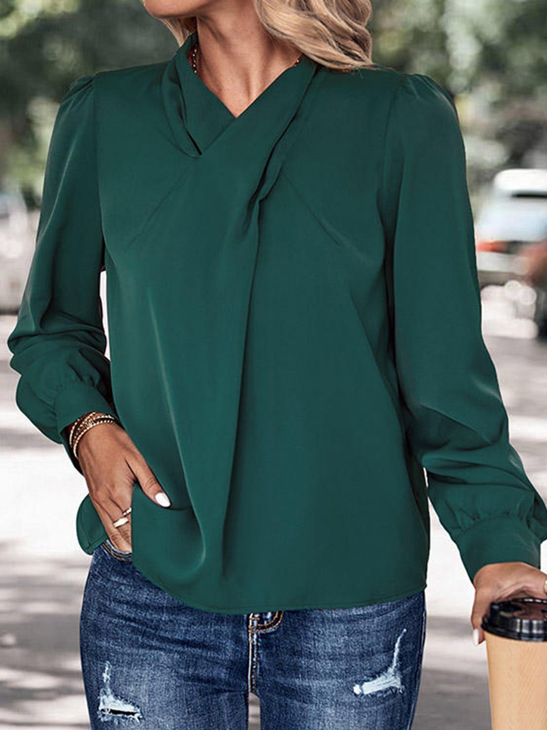 

StyleCast Green High Neck Cuffed Sleeves Top