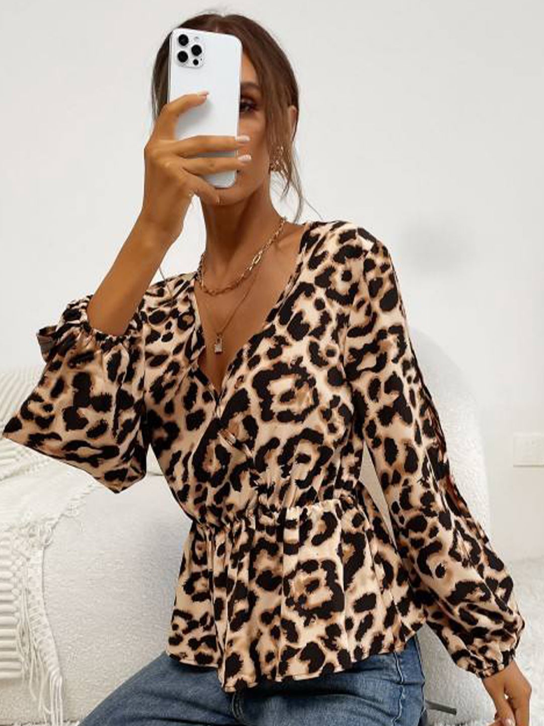 

StyleCast Khaki & Black Animal Printed Puff Sleeves Peplum Top