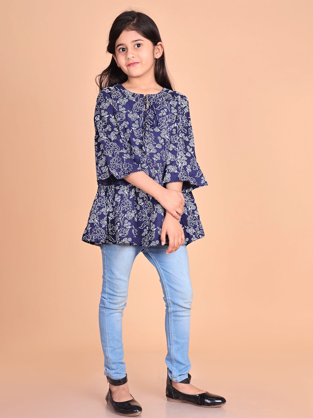 

BAESD Floral Printed Bell Sleeves A-Line Top, Navy blue