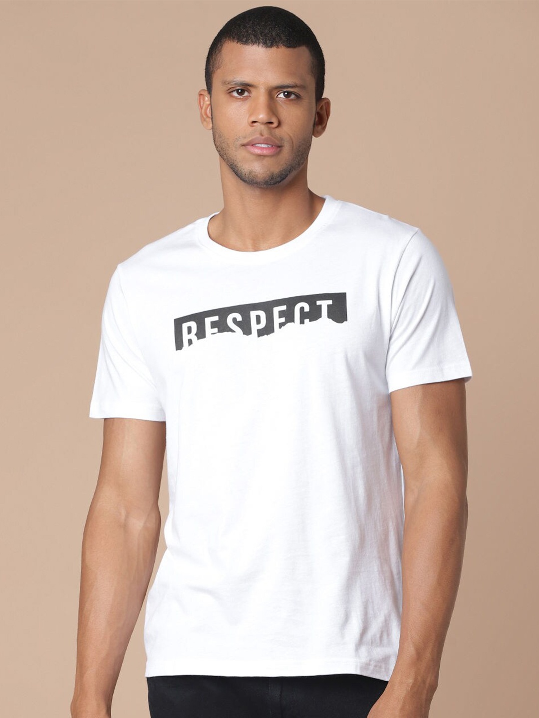 

Quwa Typography Printed Casual Cotton T-shirt, White
