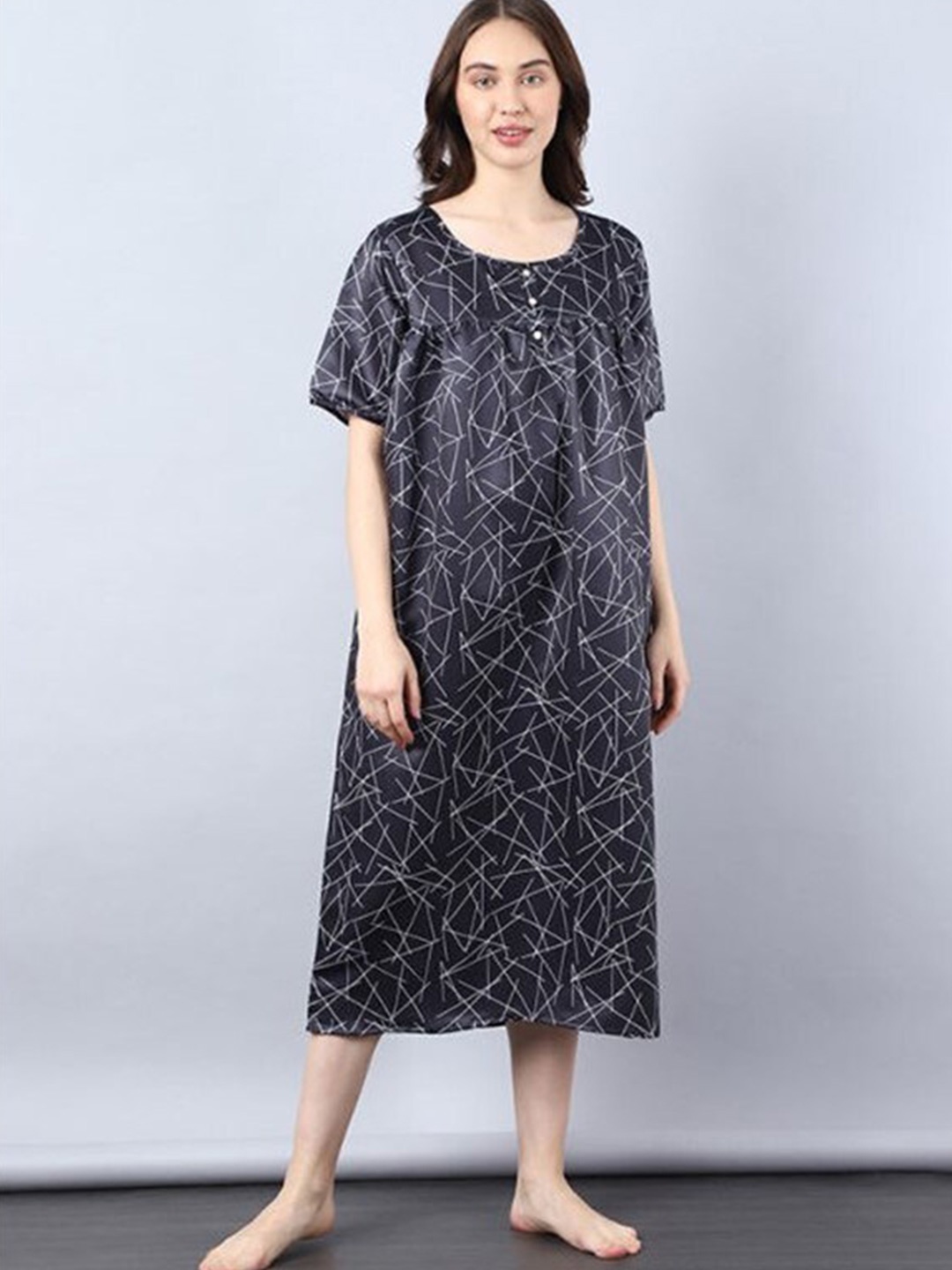 

Aila Geometric Printed Nightdress, Black