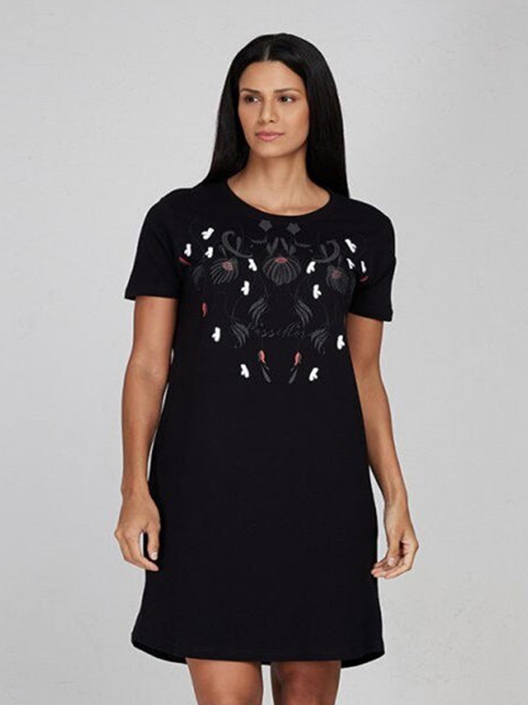 

Aila Abstract Printed T-Shirt Nightdress, Black