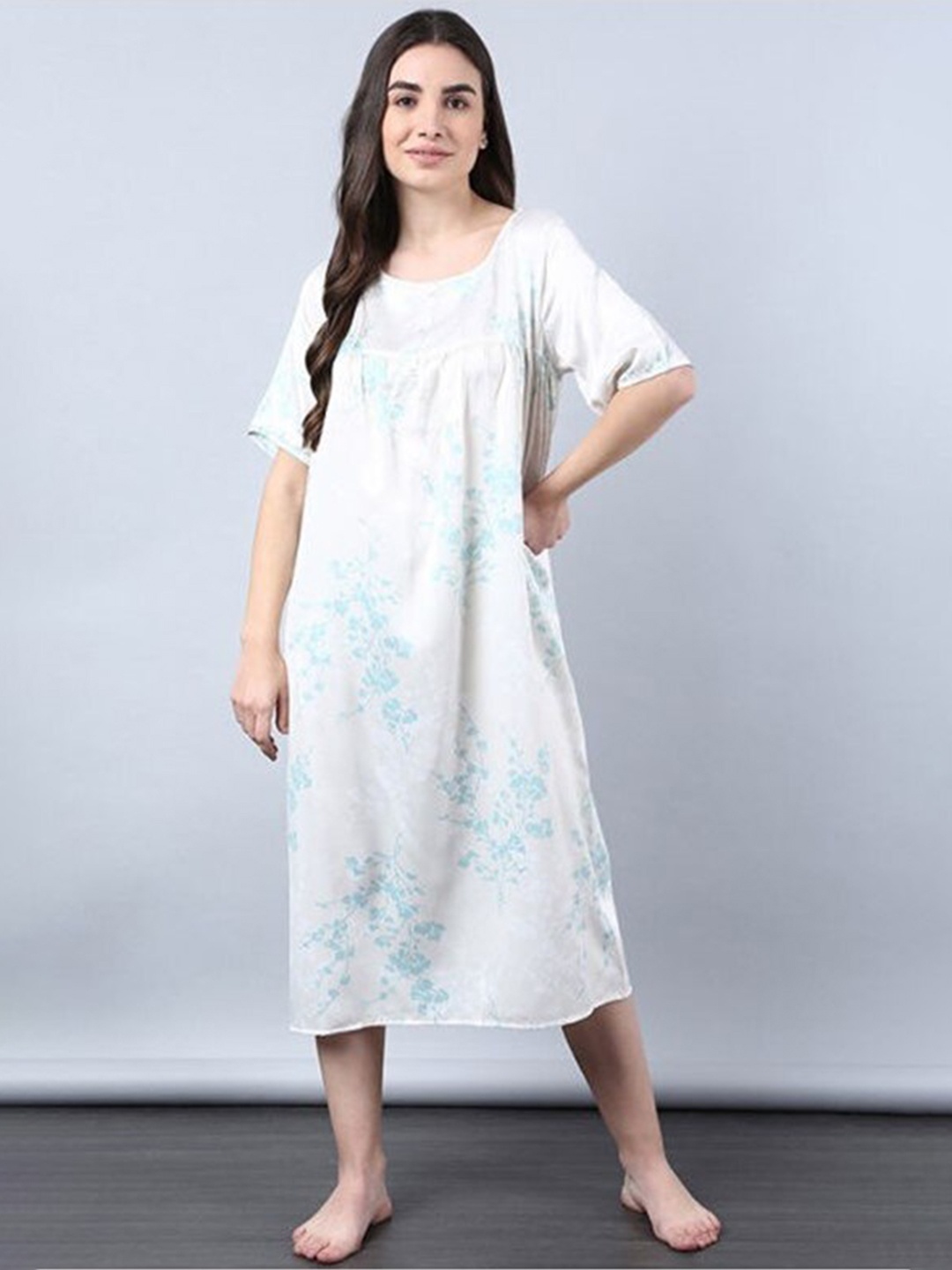 

Aila Floral Printed Midi Nightdress, White