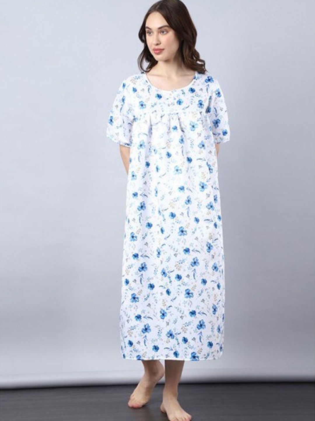 

Aila Floral Printed Maxi Nightdress, White