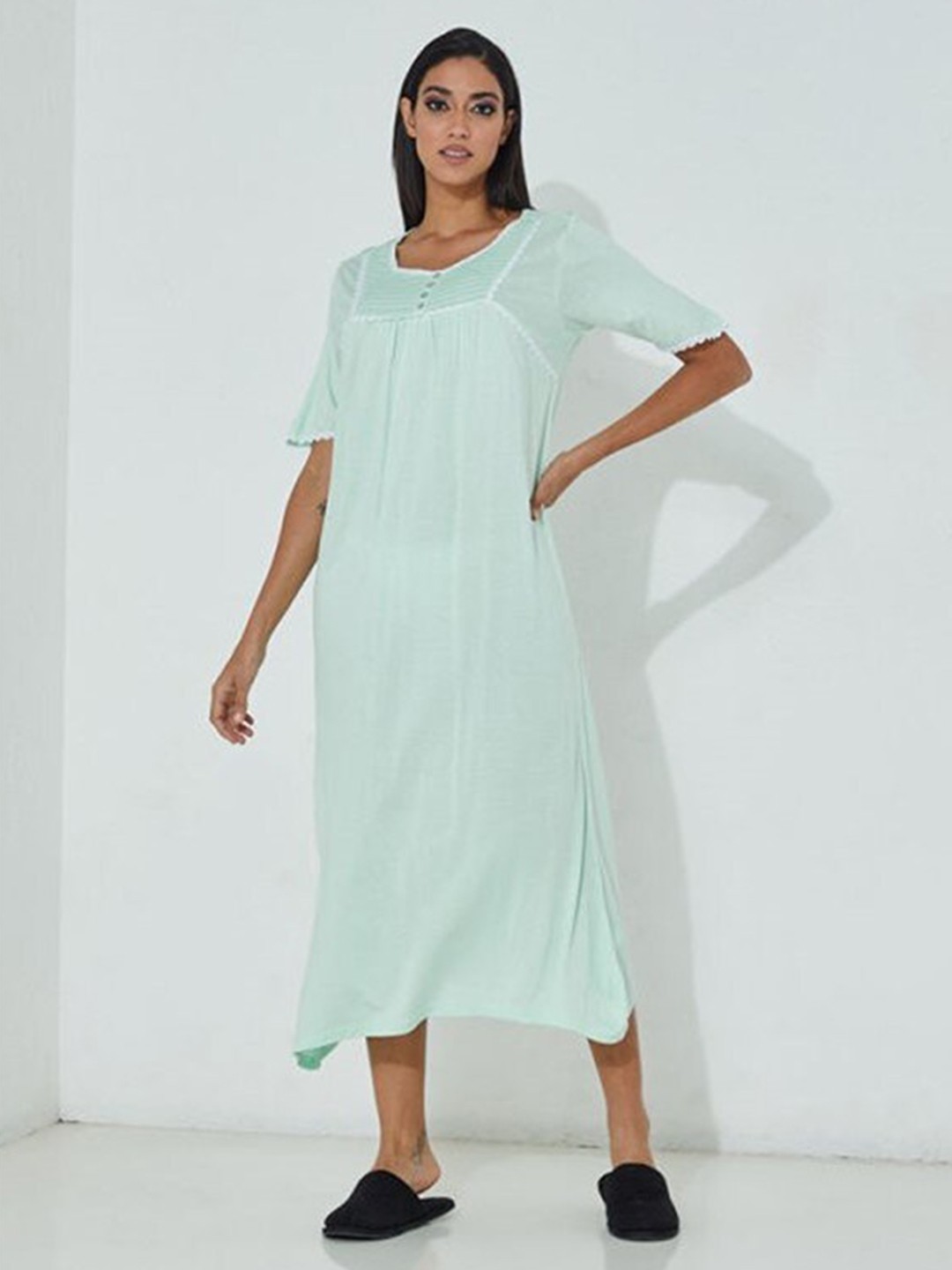 

Aila Round Neck Midi Everyday Nightdress, Green