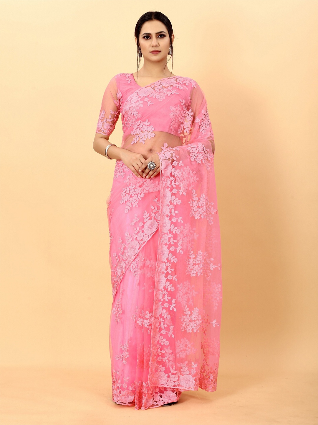 

NOISE Floral Embroidered Beads & Stones Net Saree, Pink