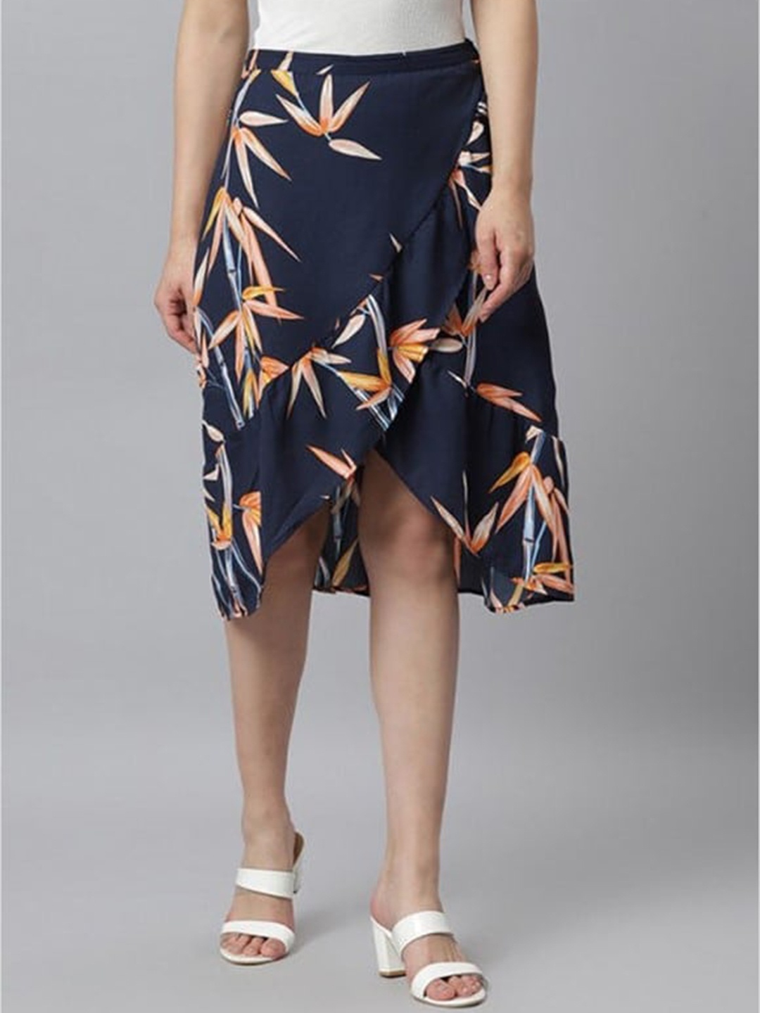 

Aila Floral Printed Gathered Detailed Tulip Skirt, Navy blue