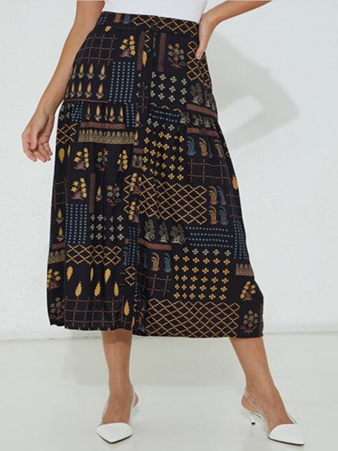 

Aila Ethnic Printed High-Rise A-Line Midi Skirt, Black