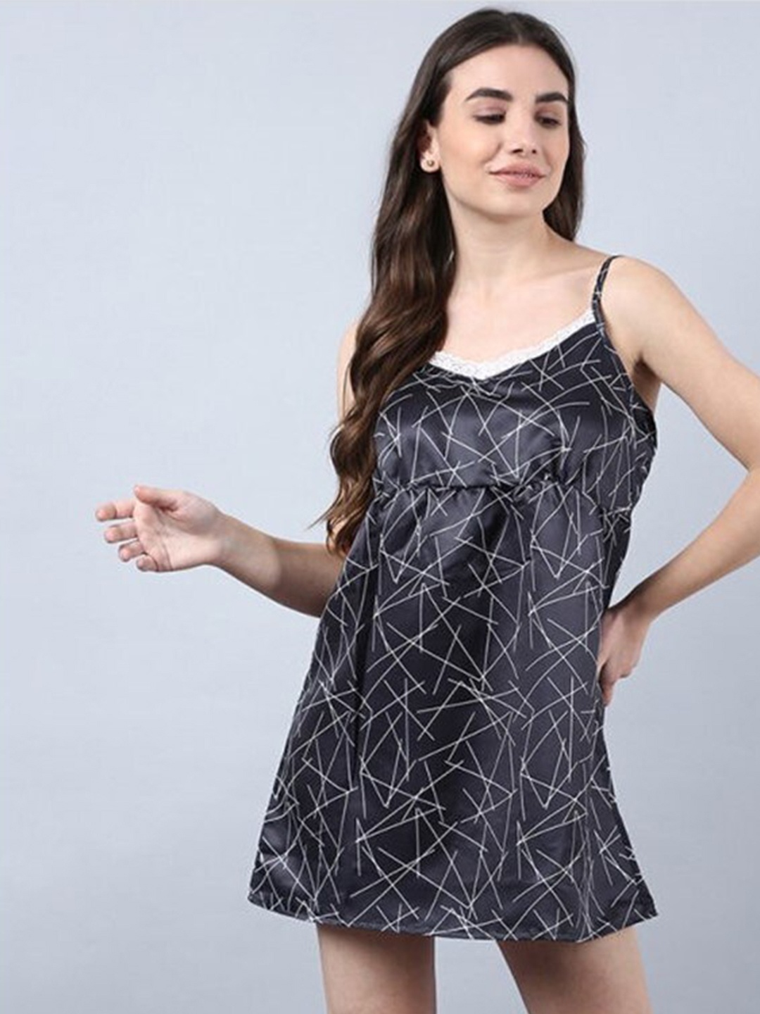 

Aila Geometric printed Sleeveless Nightdress, Black