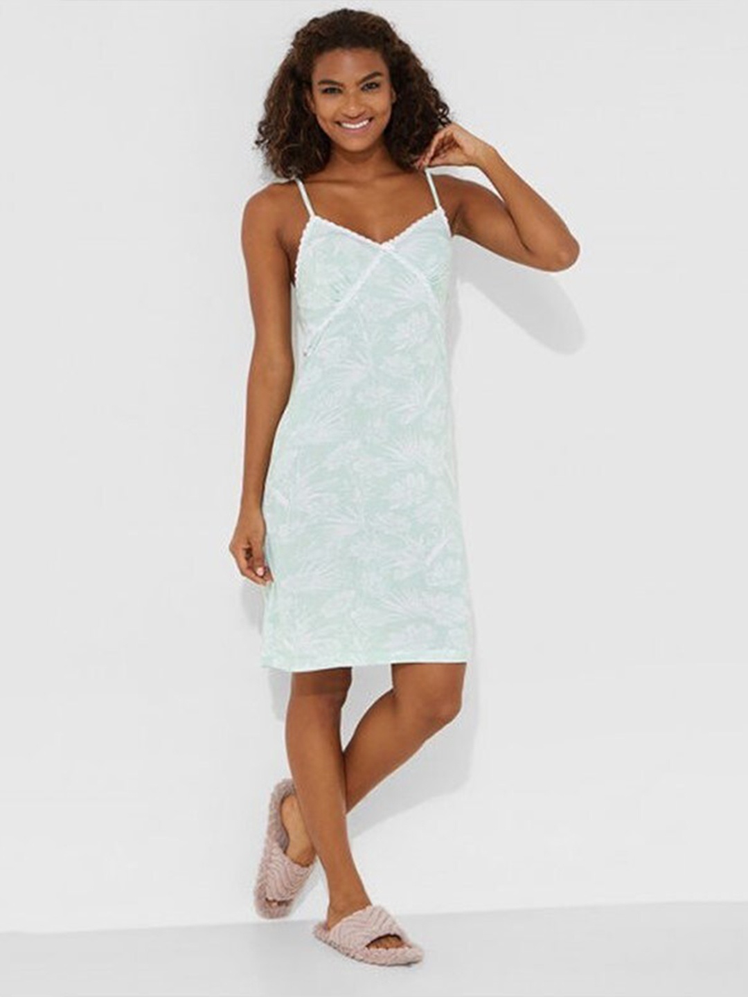

Aila Floral Printed Nightdress, Green