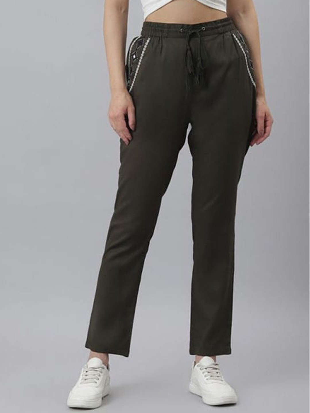 

Aila Women Mid-Rise Relaxed Fit Trousers, Green