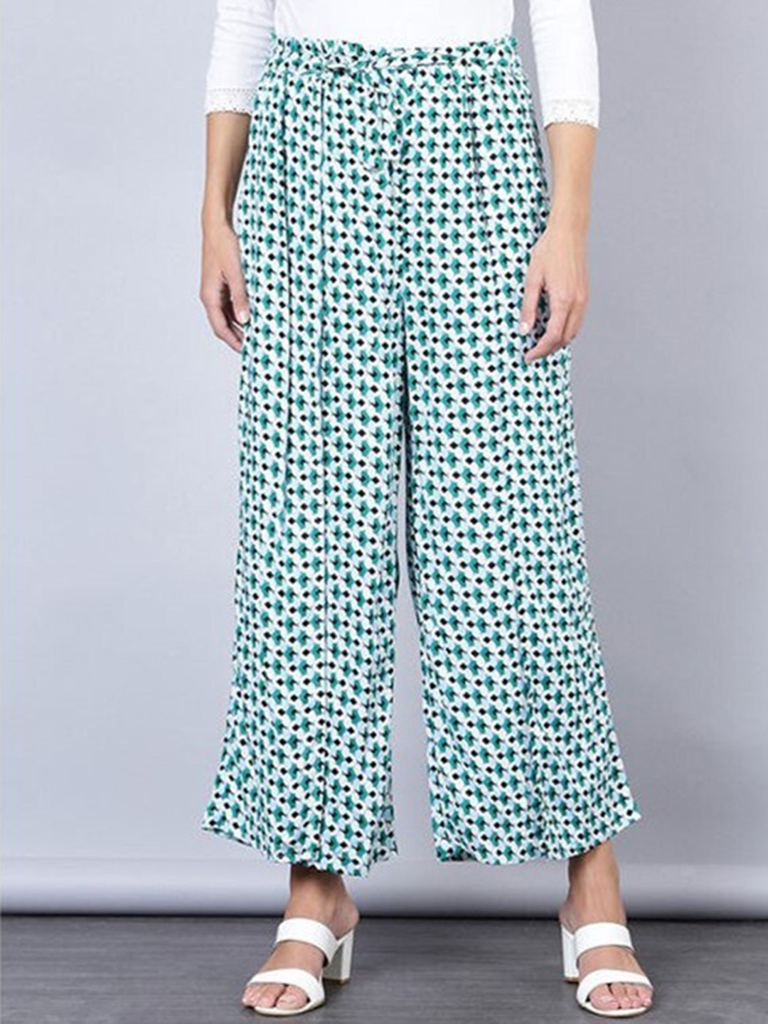 

Aila Women Printed Loose Fit Pleated Parallel Trousers, Green