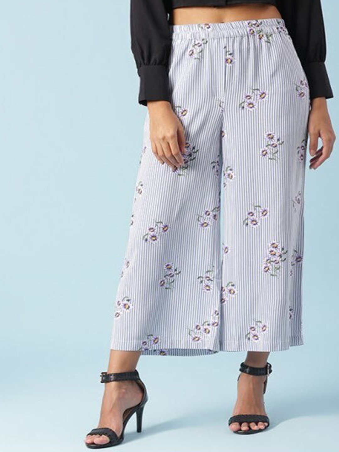 

Aila Women Floral Printed Mid Rise Parallel Trouser, White