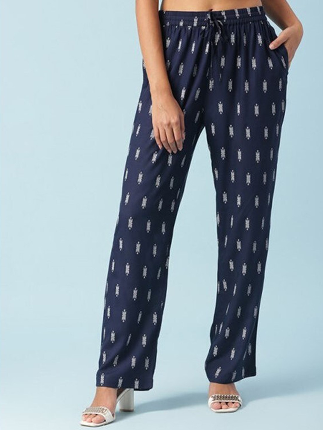 

Aila Women Ethnic Motifs Printed Pleated Trousers, Navy blue